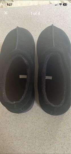 Womans fur lined slip ons like new