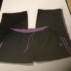 Adidas Size XL Black And Purple Cropped Pants With Pockets 