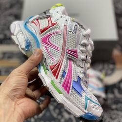 b.alenciaga runner