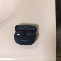 Looking To Sell Bose Headphones Works Perfect Basically New Want To Sell Now 