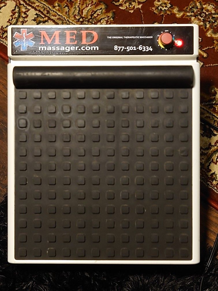 MedMassager MMF07 Therapeutic Vibrating Foot Med Massager 11-Speed
works fine