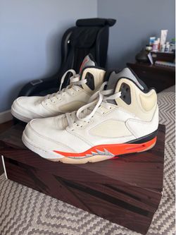 Nike Air Jordan 5 Retro