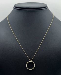 14k solid yellow gold Necklace chain with circle pendant 18” 0.5mm 0.8 grams 0.45 CTW
