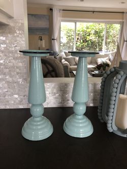 Set of 2 candle holders
