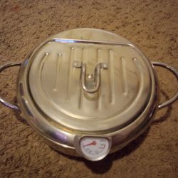 Deep Fryer Pan With Temp Gadge
