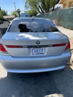 2005 BMW 745i