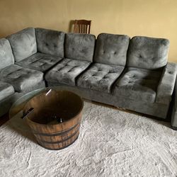 Beautiful Sectional Couch!