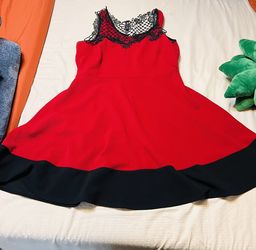 Woman’s Dress 2x.   New
