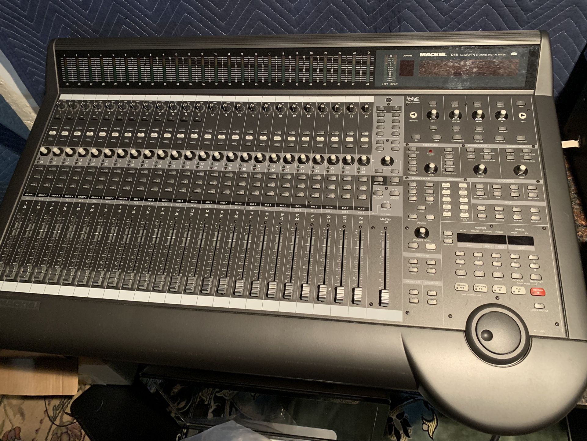 Mackie D8B 56 INPUT / 72 CHANNEL DIGITAL MIXER 8-BUS PRO CONSOLE D8B