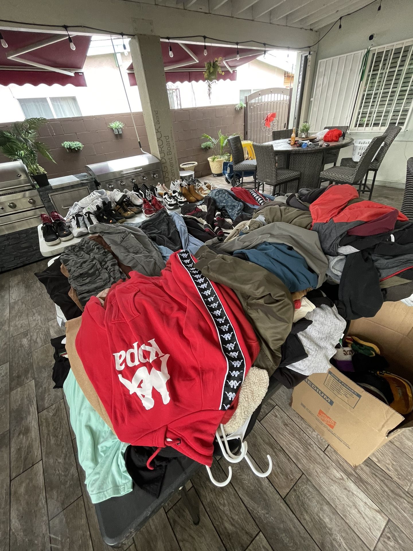 Lot Of Clothes / Lote De Ropa