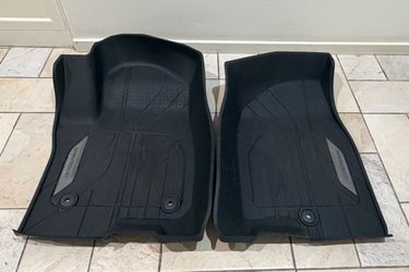 Chevy Suburban/Tahoe First-Row Premium All-Weather Mats