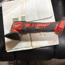 Milwaukee Multitool 18 Volt