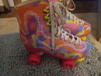 Size Ten Skates