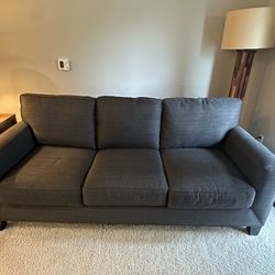 Dark Grey Pull-Out Couch – Barely Used, Pet-Free Home