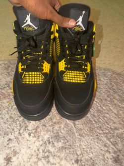 Thunder 4s size 11.5