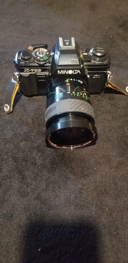 Minolta X700 