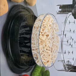 CHICKEN SHREDDER WITH PLATE