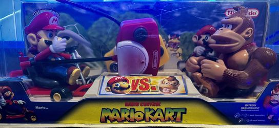 RARE UNOPENED 2004 MARIO KART RC CAR