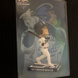 Obtain Bobble Head 2025