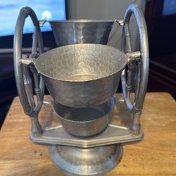 Forged Aluminum Ferris Wheel Candy Nuts Server 