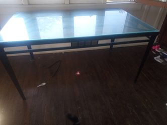 DINNING ROOM GLASS TABLE