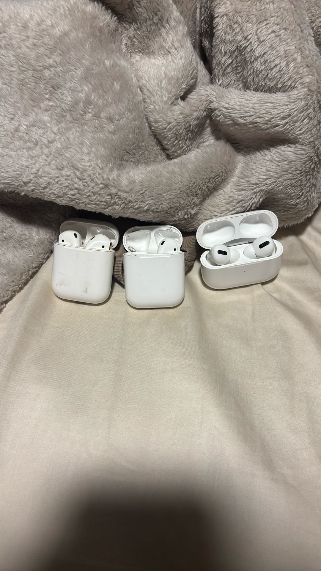 2 AirPods And 1 AirPod Pro 