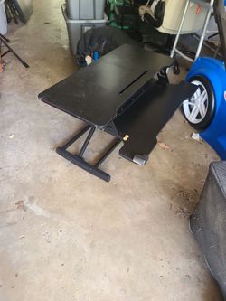 Desk riser