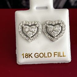 stud heart 💜 earrings 