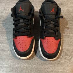 Size 5 Air Jordan Low Dunks 