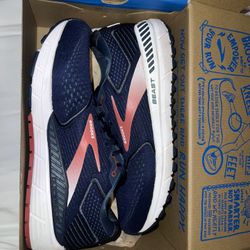 Brooks Beast 20’ Size 10 (2E Wide)(EU 44)Men’s