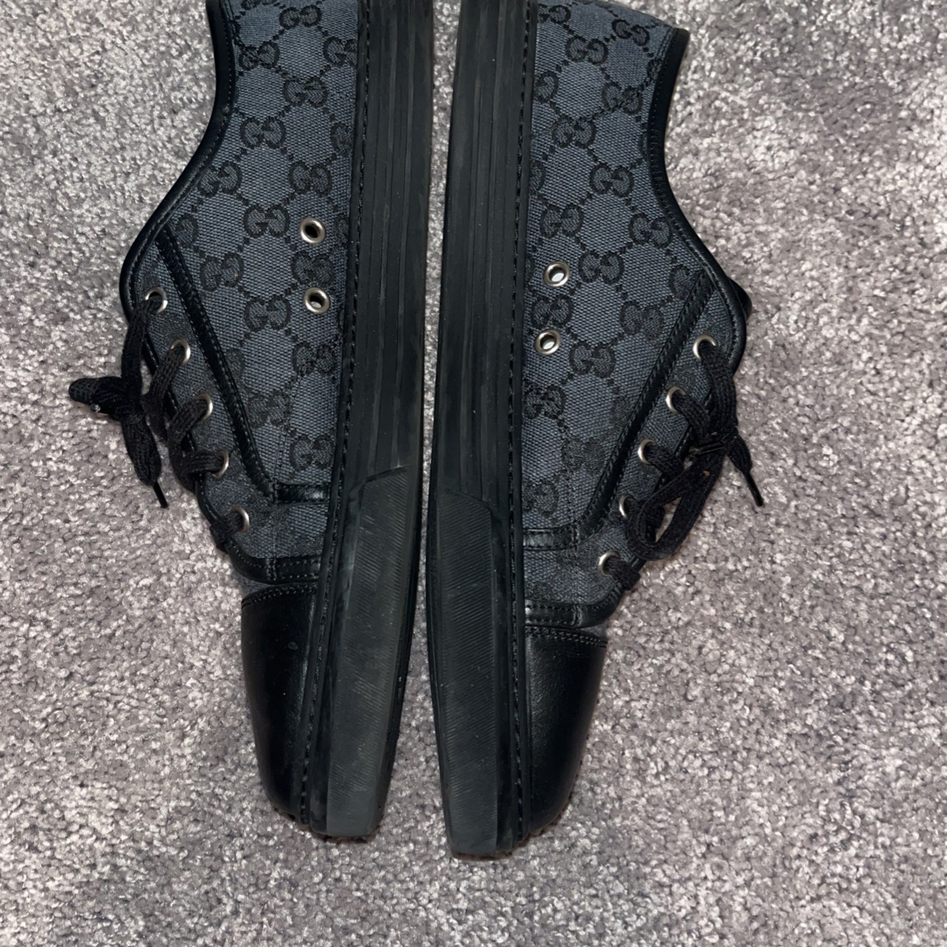 Gucci Black Shoes 