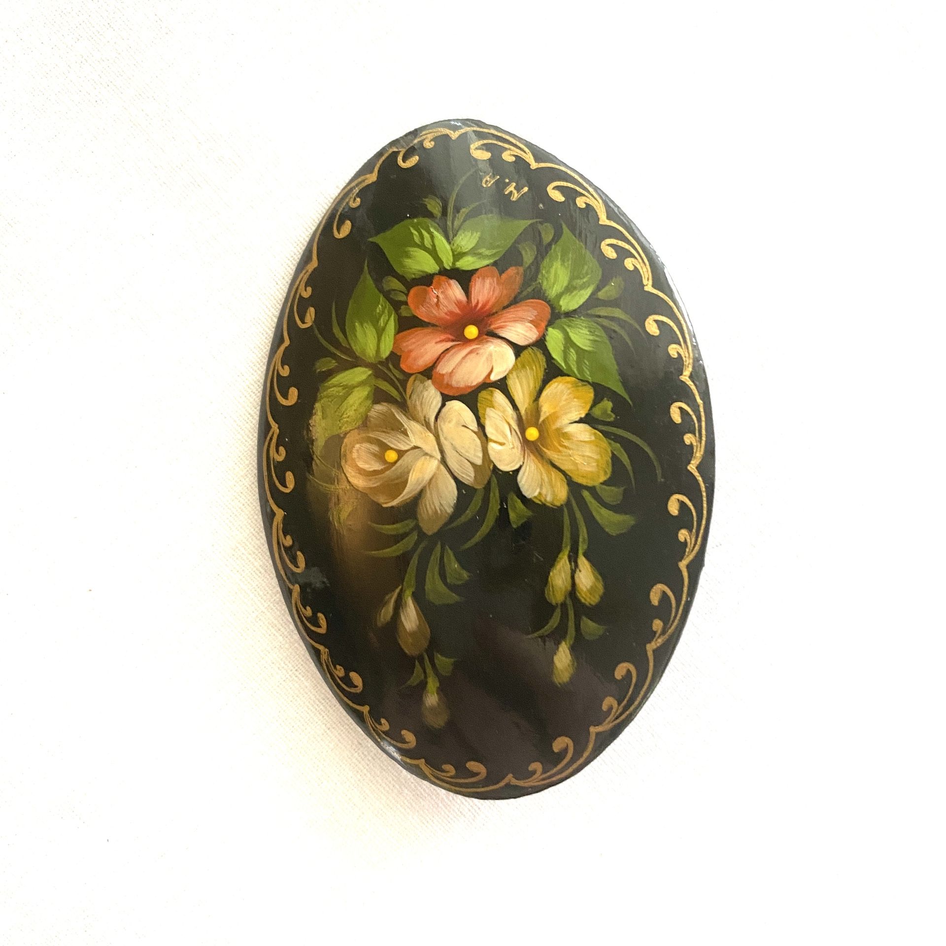 $18.00 Russian Handpainted Wood Brooch Pin
