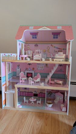 Doll house with furniture