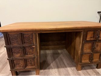 Rustic desk.  Very unique. Is heavy