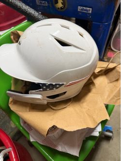 Baseball helmet