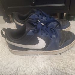 Nike  Court 