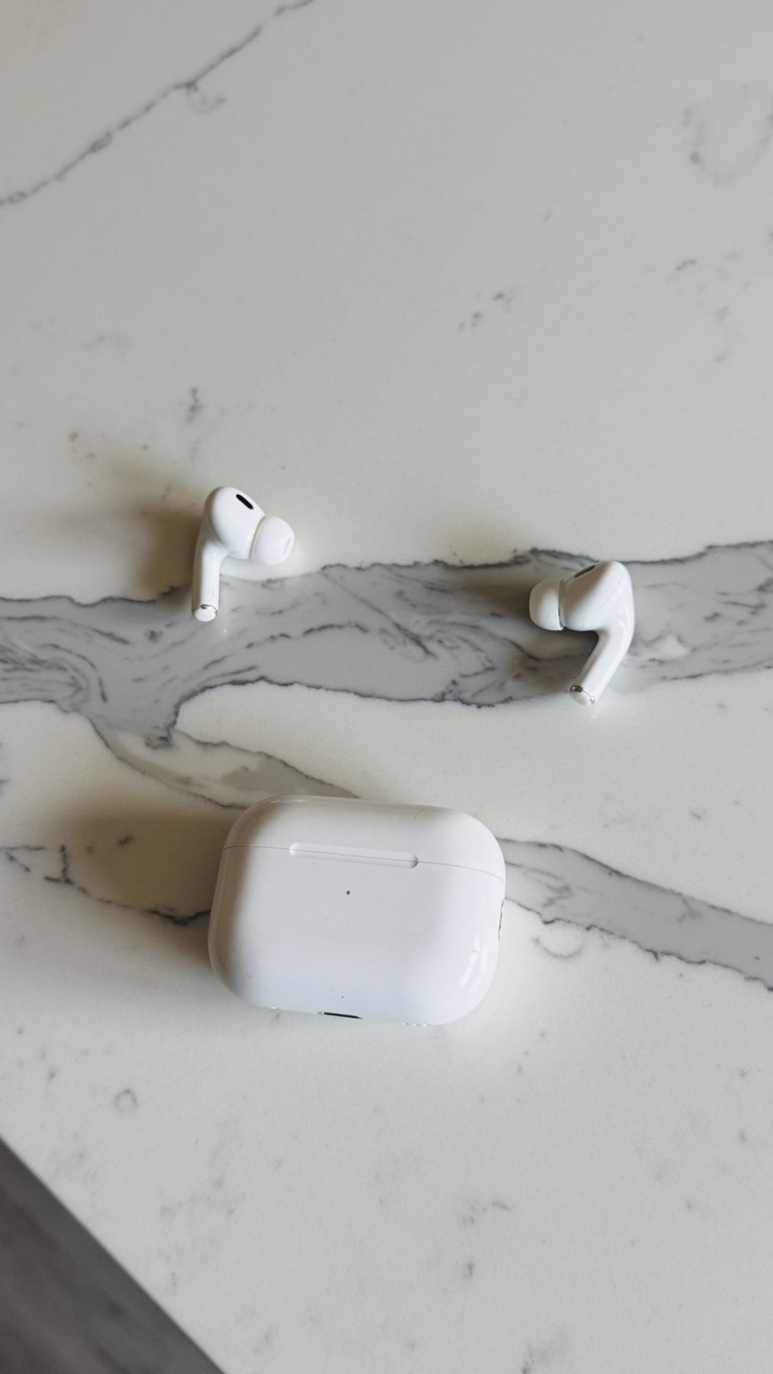 AirPods Pro 2 (2nd Gen)