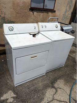 Whirlpool washer and electric dryer (220v)