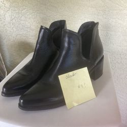 Blondo Women’s Waterproof Leather Boots