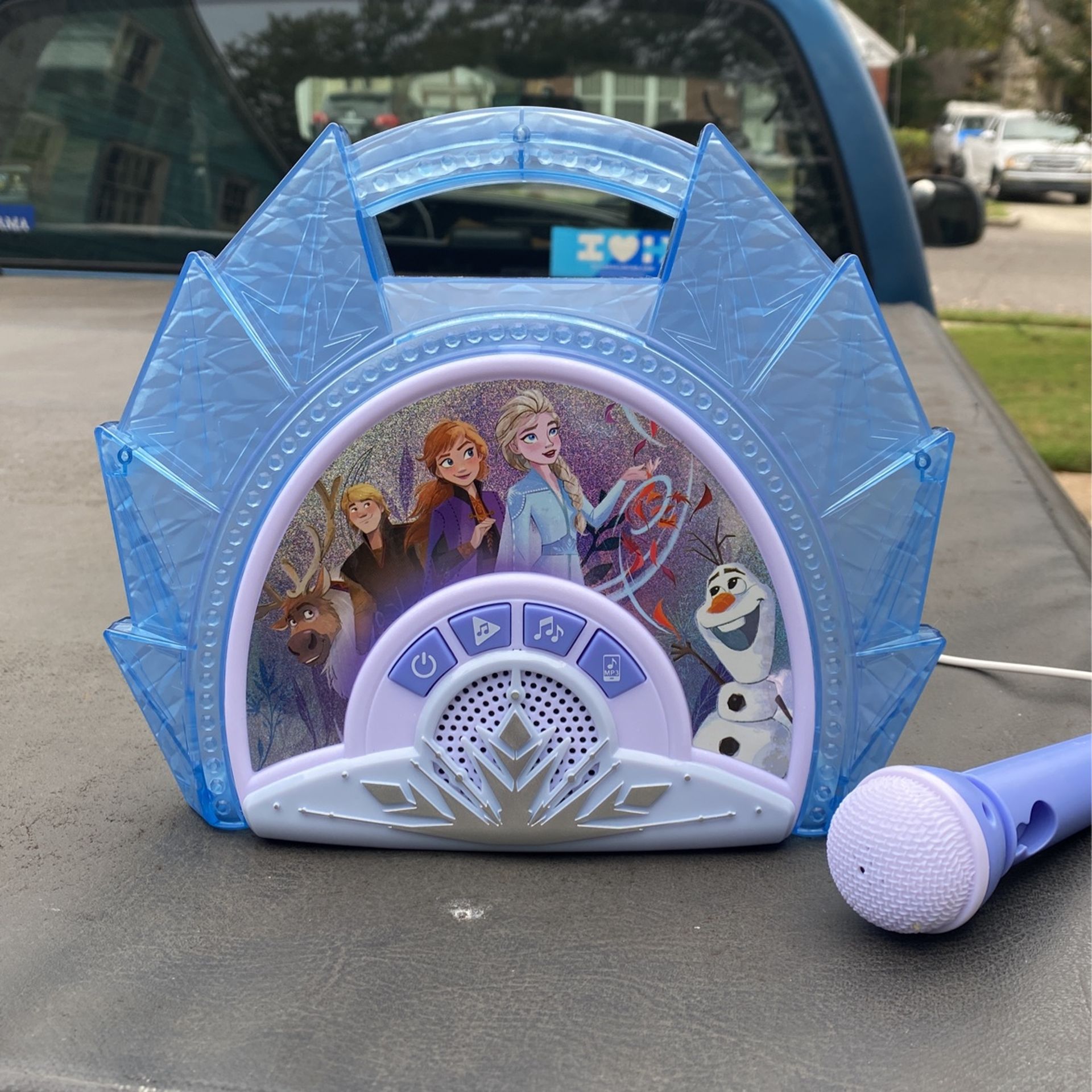 Frozen Sing Machine