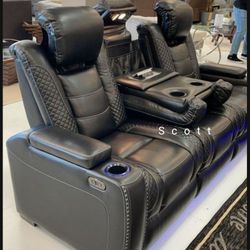 Brand New Party Time Midnight LED Power Reclining Living Room Set Sofa And Loveseat 