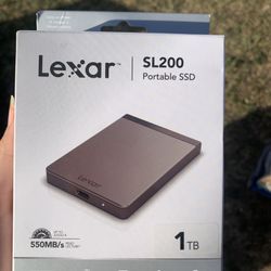 Lexar