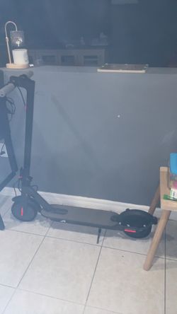Alloweek Electric Scooter