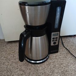 Black N Decker 12 Cup Coffee Pot
