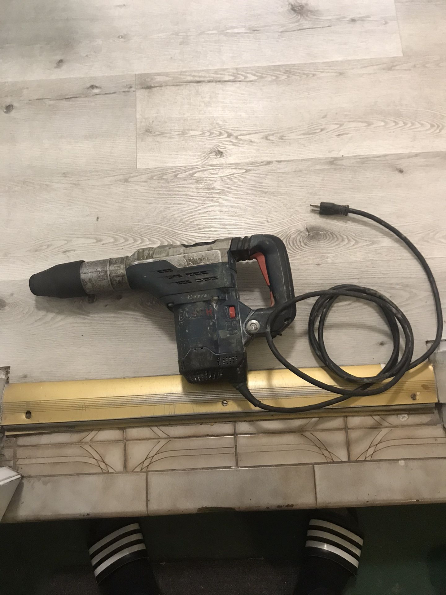 Bosch rotary hammer drill working perfect