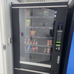 National Crane Commercial snack machine 