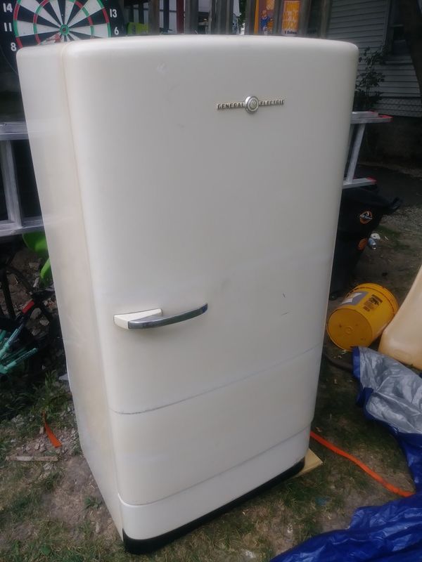 ge 1950s refrigerator for