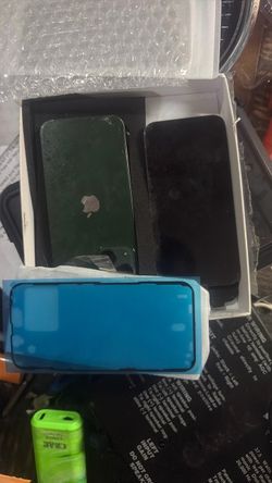 iPhone 13 Mini read description