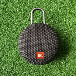 JBL Clip 3 Bluetooth Noise Cancelling Durable & Portable Speaker