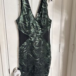 Charlotte Russe Large Green Sequin Dress